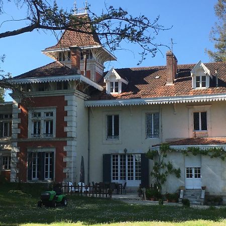 לינה וארוחת בוקר Saint-Séverin Manoir De L'Epine מראה חיצוני תמונה