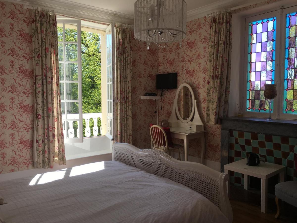 לינה וארוחת בוקר Saint-Séverin Manoir De L'Epine מראה חיצוני תמונה