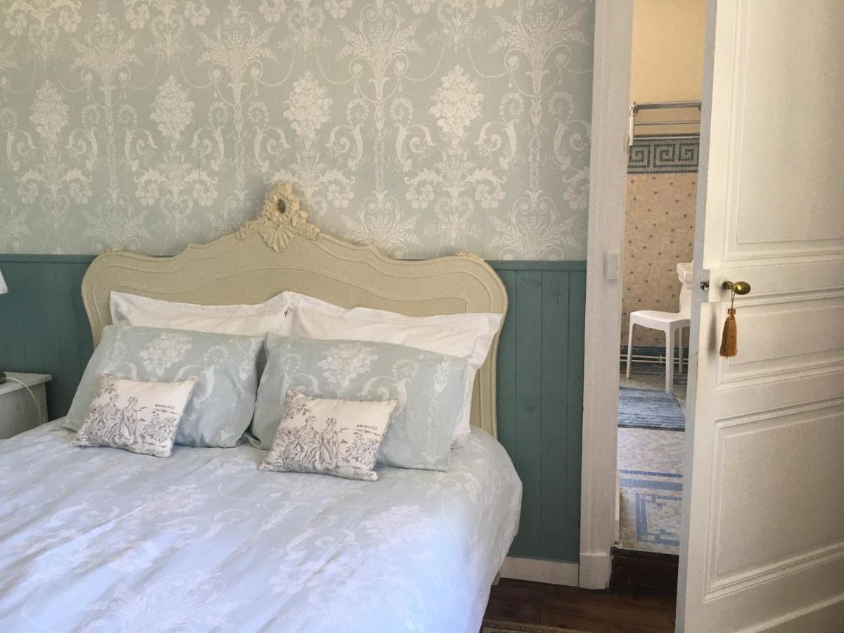 לינה וארוחת בוקר Saint-Séverin Manoir De L'Epine מראה חיצוני תמונה