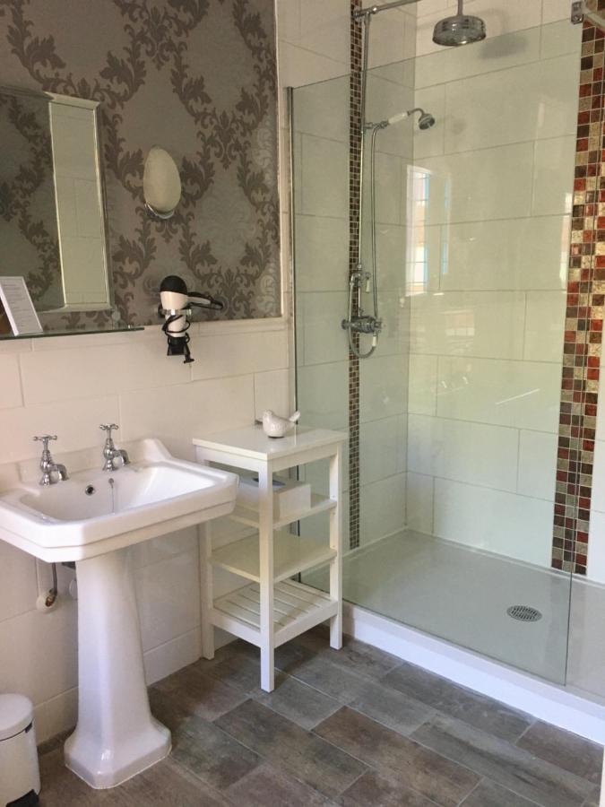 לינה וארוחת בוקר Saint-Séverin Manoir De L'Epine מראה חיצוני תמונה